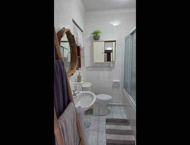 3 BEDROOM APARTMENT FOR SALE IN MOSSEL BAY CENTRAL